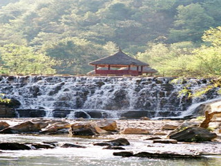 沾益县珠江源风景区
