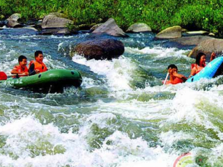 双溪漂流景区