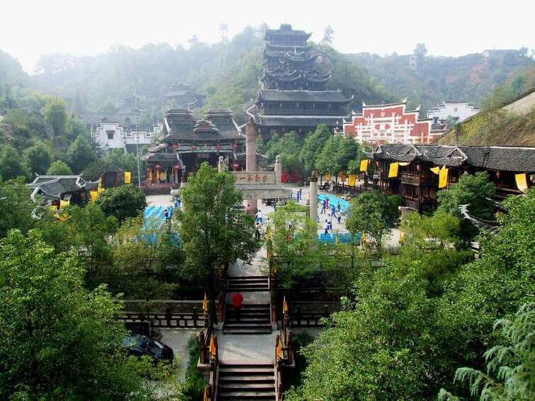 张家界土家风情园