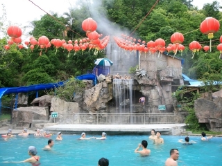 汤湖热矿泥山庄