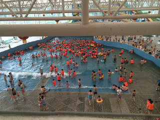 尧龙湾温泉水上乐园