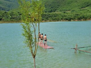 江华瑶族自治县