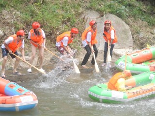 将军关探险漂流