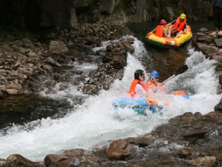 葫芦峡漂流