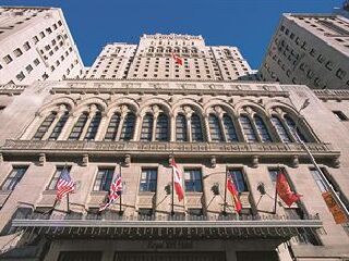 费尔蒙皇家酒店