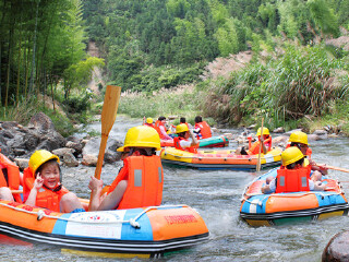 衢州龙游峡谷漂流