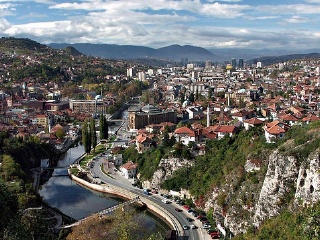 泽尼察多博伊区