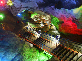 河源黄龙岩畲族风情旅游区