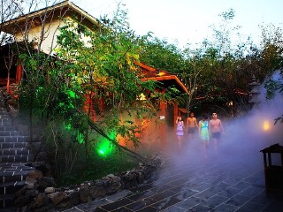 思拉堡虹溪谷温泉