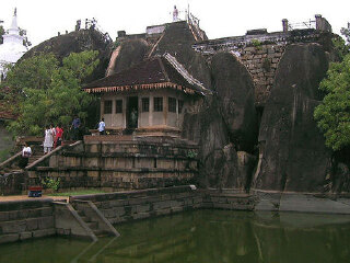 阿努拉德普勒区