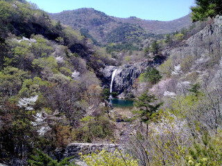 直沼瀑布(직소폭포)