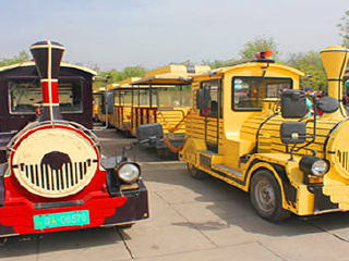 曲江池遗址公园观光小火车