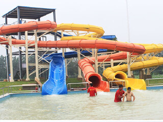 悦兮半岛水上乐园