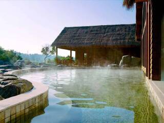 凤凰城引龙池温泉体验馆