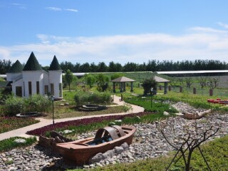 蓝调庄园温泉度假村