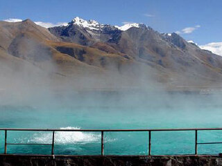 羊八井地热温泉