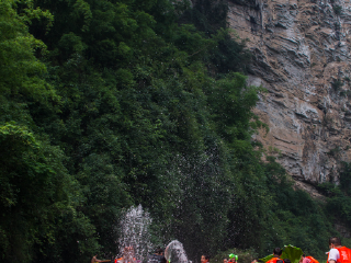 武隆仙女峡漂流