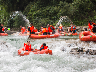 武隆仙女峡漂流