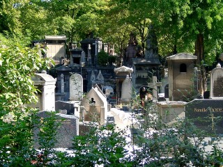 蒙马特墓园