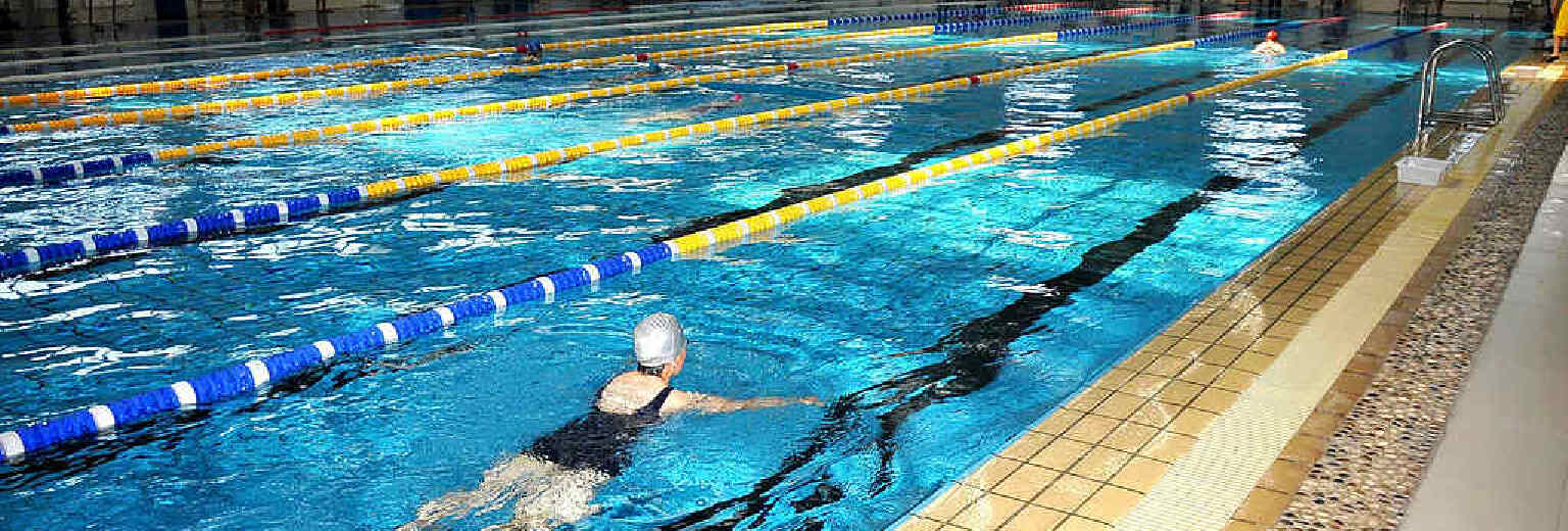 双鸭山市游泳馆旅游攻略