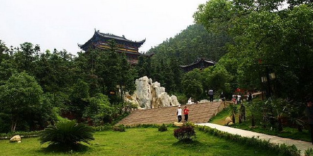 【梦山图片】新建县风景图片_旅游景点照片_途牛