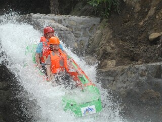 将军关探险漂流