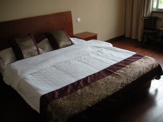 宜兴市团氿风景区