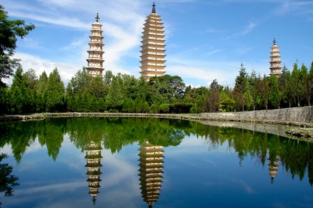 西雙版納傣族祝酒歌 西雙版納原始森林公園旅遊 西雙版納孔雀湖