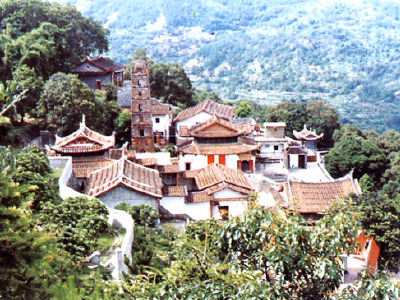 石室岩旅游攻略