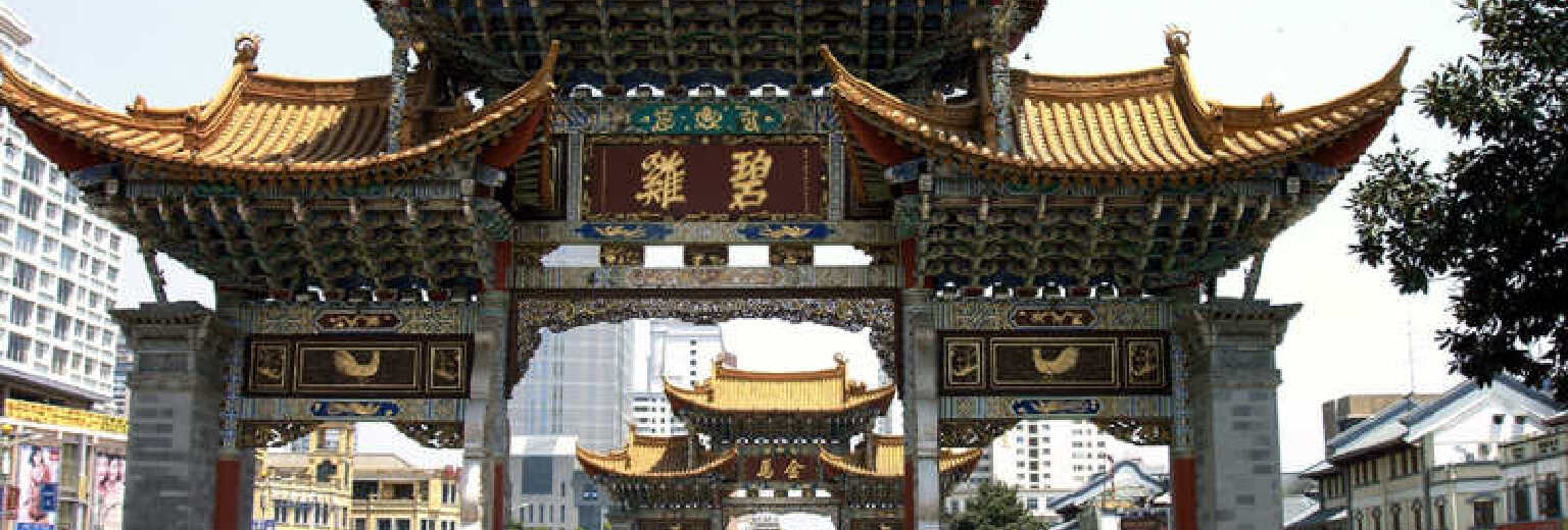 金马碧鸡牌坊旅游攻略