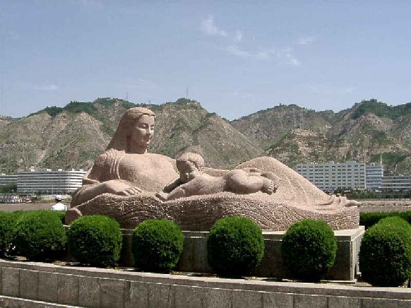 黄河母亲像
