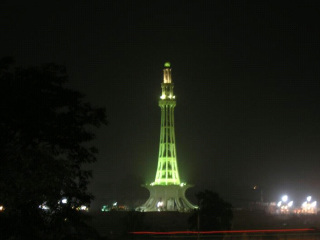 巴德夏希清真寺