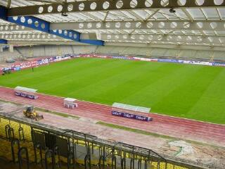 纽伦堡法兰克人体育场