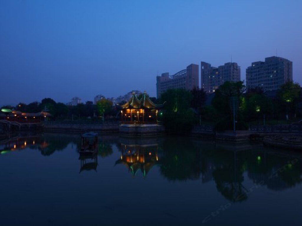 2015浙江省湖州市德清县事业单位招聘47人公告