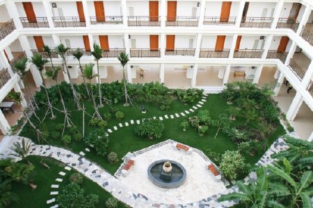 三亚凤凰机场海航快捷酒店