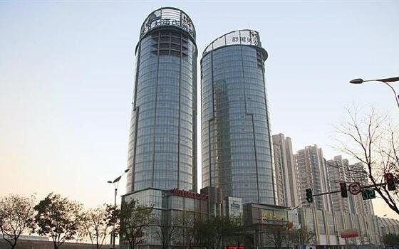 日照君临天下大酒店