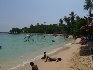 乌纳瓦图纳海滩