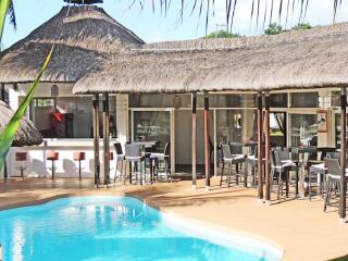 德斯2蒙德斯度假水疗酒店