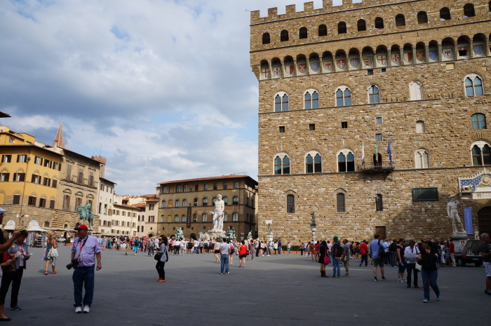 行走佛罗伦萨,感受美第奇家族【多图】_米开朗基罗广场游记_途牛