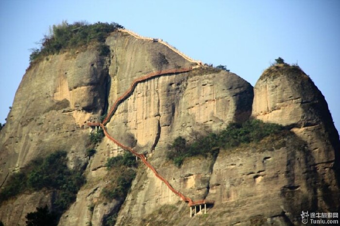 紫霞峒,此" 峒"非彼"洞".