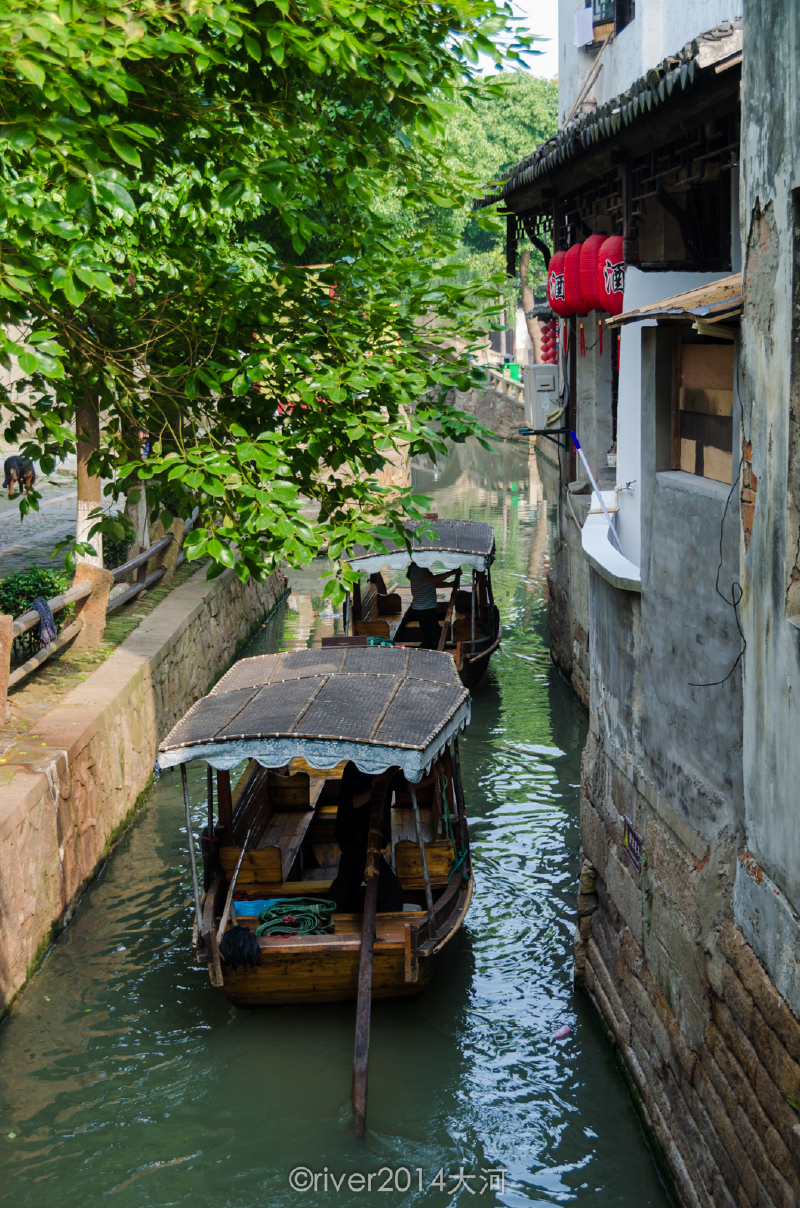 水乡苏州,千年古镇百年园林.
