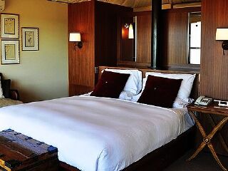 东经131°沙漠帐篷酒店