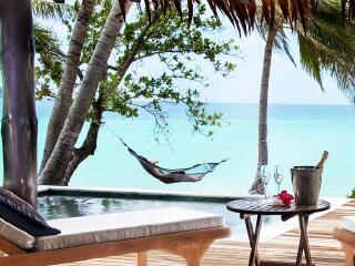 玛玛努卡群岛托阔里奇岛度假村