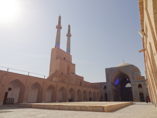 亚兹德星期五清真寺