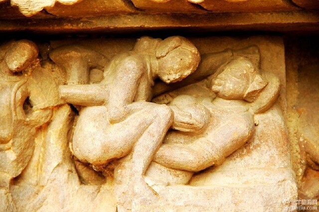 jpg                                        他们或一做一站地交合