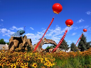 嘉峪关中华孔雀苑景区