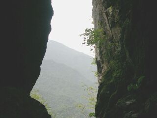 龙井峡-大别山主峰