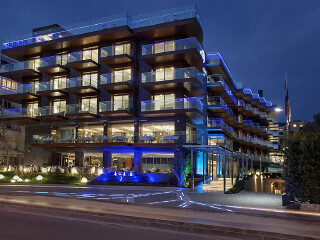 库萨达斯希尔顿逸林酒店