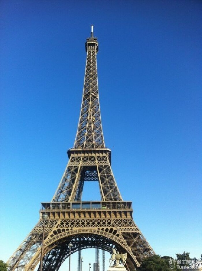 秋天巴黎铁塔最美