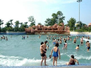 清远佛冈聚龙湾温泉